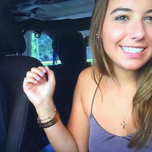 Meet your Posher, Julianna